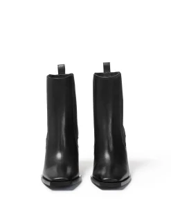 Ani Boot