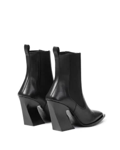 Ani Boot